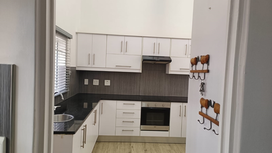 3 Bedroom Property for Sale in Parklands North Western Cape